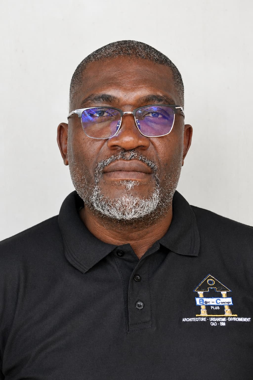 AMBASSA O. G. Serge